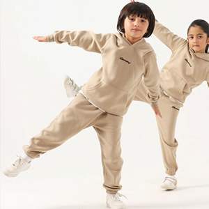 Conjunto de ropa de invierno para niños de algodón personalizable, ropa informal con estampado personalizado para bebés, conjuntos de ropa para niños, conjuntos de chándales - Product Image 5