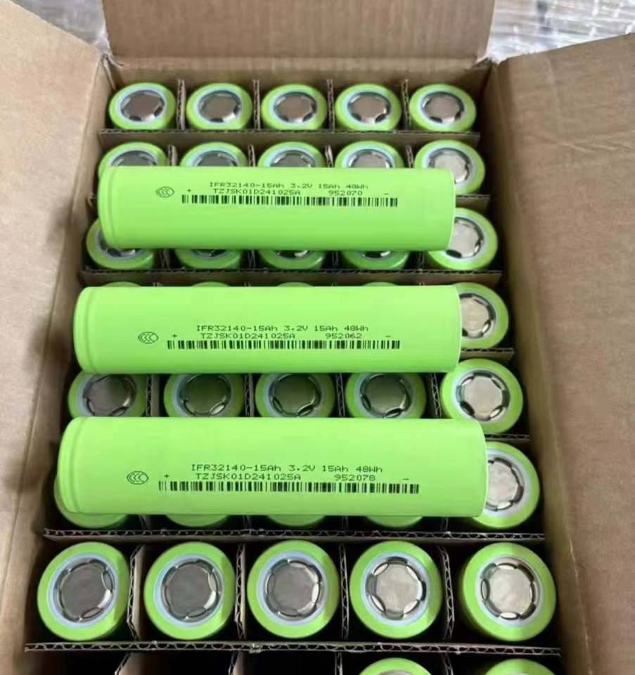 15Ah 32140 LiFePO4 Lithium Battery Cell | Cylindrical 3.2V Rechargeable ...