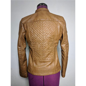 Vente en gros Veste en cuir PU de haute qualité en peau de mouton pour femmes Veste d'automne finie à la mode - Product Image 6