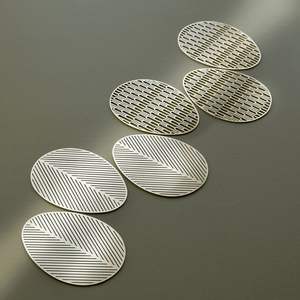 Sous-verres de table en fer de qualité supérieure Tapis durables et décoratifs pour intérieurs rustiques modernes avec motifs classiques - Product Image 2