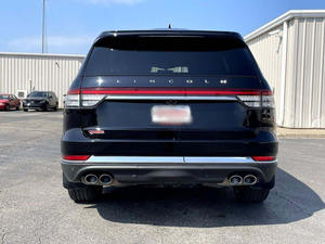 Clean Black 2024 Reserve AWD d'occasion, jantes en alliage R17, sièges en cuir, système de navigation, démarrage à distance, panoramique - Product Image 5