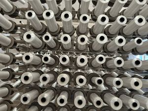 Tissu tissé naturel transparent léger de polypropylène de taille jumbo modelé pour l'usage d'industrie en faisant des sacs tissés - Product Image 4