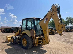 รถตักแบคโฮ Caterpillar CAT420f รุ่นดั้งเดิม ปี 2022 - Product Image 4