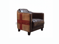 Canapé convertible moderne une place Union Jack avec pieds en bois massif et revêtement en cuir véritable - Design élégant pour des espaces de vie confortables