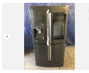 Refrigerador Grande de Acero Inoxidable con Dispensador de Agua, Descongelación Manual, Termoeléctrico, Eficiencia Energética Grado 1 - Product Image 1