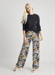 Chemises de survêtement pour femmes noires teintes unies Votre propre impression Chemises de survêtement d'hiver Street Wear Nouveau dernier design Sweatshirts - Product Image 5