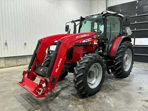 รถแทรกเตอร์ฟาร์ม Massey Ferguson 5711 4x4 ปี 2021 สภาพใหม่/มือสอง - 110 แรงม้า ประสิทธิภาพสูง ระบบเกียร์ขับเคลื่อนอเนกประสงค์ พร้อมปั๊มอเนกประสงค์ - Product Image 1
