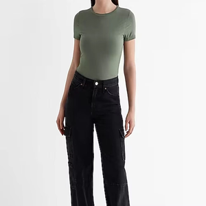 2025 Active Wear Mujeres Camiseta de color sólido Fabricante Transpirable Fitness Wear Out Wear Camiseta de mujer personalizada - Product Image 1