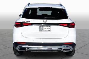 Mercedes-Benz GLC 300 RWD 2025 d'occasion en excellent état - Prêt à être expédié - Product Image 4