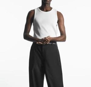 Camiseta sin mangas acanalada con cuello de cuchara ajustada al por mayor personalizada 100%, camiseta sin mangas de algodón blanca para hombre, Impresión de logotipo personalizado - Product Image 6