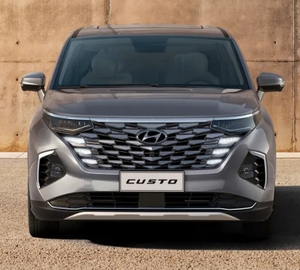 MEILLEURE OFFRE VÉHICULE D'OCCASION 2024 Hyundai Custo Luxe PHEV 2022 Essence/Électrique Monospace SUV - Product Image 1