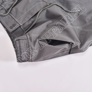 Pantalon d'hiver gris neige avec surpiqûres contrastées, taille élastique, poches zippées, évents et guêtres durables - Product Image 4