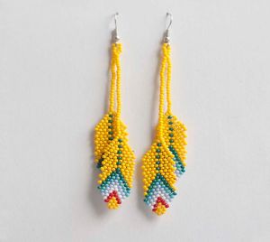 Pendientes de flores tejidas con semillas de colores bohemios para mujer, pendientes de borla de cristal hechos a mano, joyería para vacaciones en la playa para niñas, negro por HF CRAFTS - Product Image 4