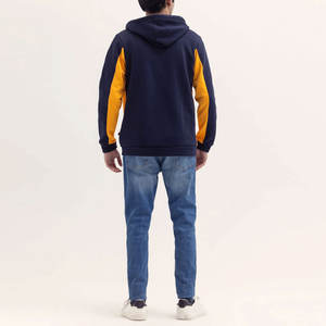 Sweat à capuche pour hommes à la mode avec pull slim fit tissu respirant manches longues poignets côtelés et poche avant parfait pour les vêtements de sport - Product Image 2