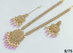 Conjunto de collar redondo largo y chapado en oro tradicional indio y de moda con pendiente y conjunto de collar Maagtika para mujer - Product Image 3