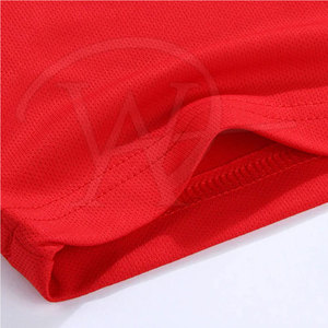 โรงงานผู้ผลิตชุดฟุตบอลผู้ชายแบบกำหนดเอง 100% โพลีเอสเตอร์ แห้งเร็ว ระบายอากาศได้ดี คุณภาพสูง ดีไซน์ล่าสุด - Product Image 5