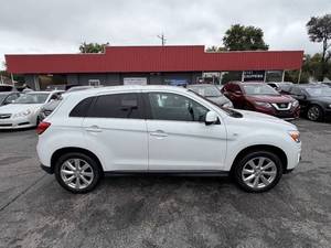Mitsubishi Outlander Sport SE del 2015 usata in vendita a basso prezzo - Product Image 5