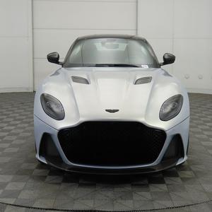 Aston Martin DBS Base V12 2023, best-seller, boîte automatique, transmission intégrale, garantie, vente rapide - Product Image 2