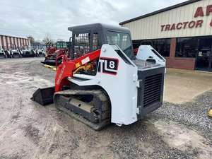Cargadora Compacta de Orugas Usada Takeuchi TL8 2018 en Venta - Product Image 4