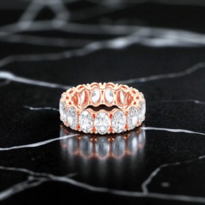 7.50 carats E-F/VVS-VS Moissanite ovale coupe diamant griffes ensemble ovale élégance éternité bague fabriquée en argent pour elle - Product Image 2