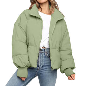 Concevez votre propre logo hiver femmes veste bouffante haut tendance mode couleur unie personnalisée veste bouffante - Product Image 1