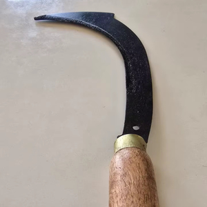 Faucille à dents de scie en acier au carbone à lame de 11 pouces, manche en plastique, denture légère, oxyde noir, outil agricole, récolte, vente chaude - Product Image 1