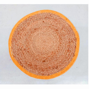 แผ่นรองจานหวายลายดอกไม้ที่ทันสมัยมีคุณภาพสูงทนทานชาร์จโต๊ะในบ้านแบบซักได้โดยตรง - Product Image 1