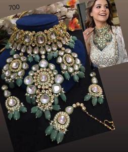 Gargantilla étnica Kundan del fabricante indio, collar de madre perla, multicolor, chapado en oro, circón, acero inoxidable, fiestas nupciales - Product Image 1