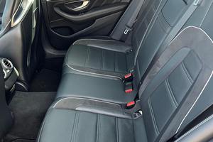 Mercedes-AMG E63 S Wagon 2018 usado de primera calidad, V8 biturbo, tracción en las cuatro ruedas. - Product Image 5