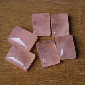 สีชมพูโรสควอตซ์สี่เหลี่ยมผืนผ้า Cabochon อัญมณีจี้ขนาด Cabochon โรสควอตซ์สําหรับงานฝีมือทําอุปทานขายส่ง - Product Image 1