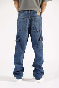 กางเกงยีนส์ผู้ชายทรงสลิมฟิต สไตล์ฮิปฮอป แต่งขาด ปักลาย สีแดงแบบดิสเทรส ทรงเอวกลาง ผ้าหนา คุณภาพดี สำหรับฤดูหนาว - Product Image 6