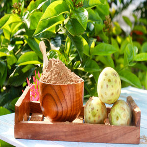 Polvo de Noni vegano, rico en nutrientes orgánicos y respetuoso con el medio ambiente, perfecto para la nutrición diaria desde la naturaleza hasta tu taza - Product Image 1