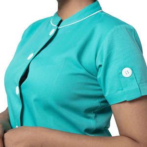 Uniformes médicos de enfermera de corte moderno hechos a medida para mujer, tela de algodón suave de ajuste cómodo para clínicas y hospitales - Product Image 3