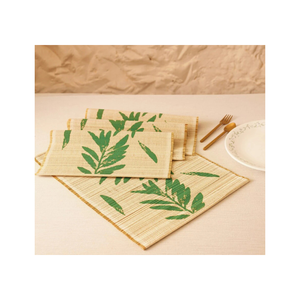 Close Floral Print Grey Minimalistic Look Dining Mat 12x18 Inch Eco Friendly con tacto hecho a mano en tela de algodón bordada - Product Image 6