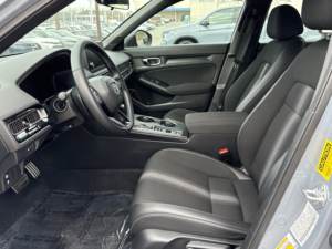 Honda Civic Sport CVT d'occasion propre 2023 - Product Image 6