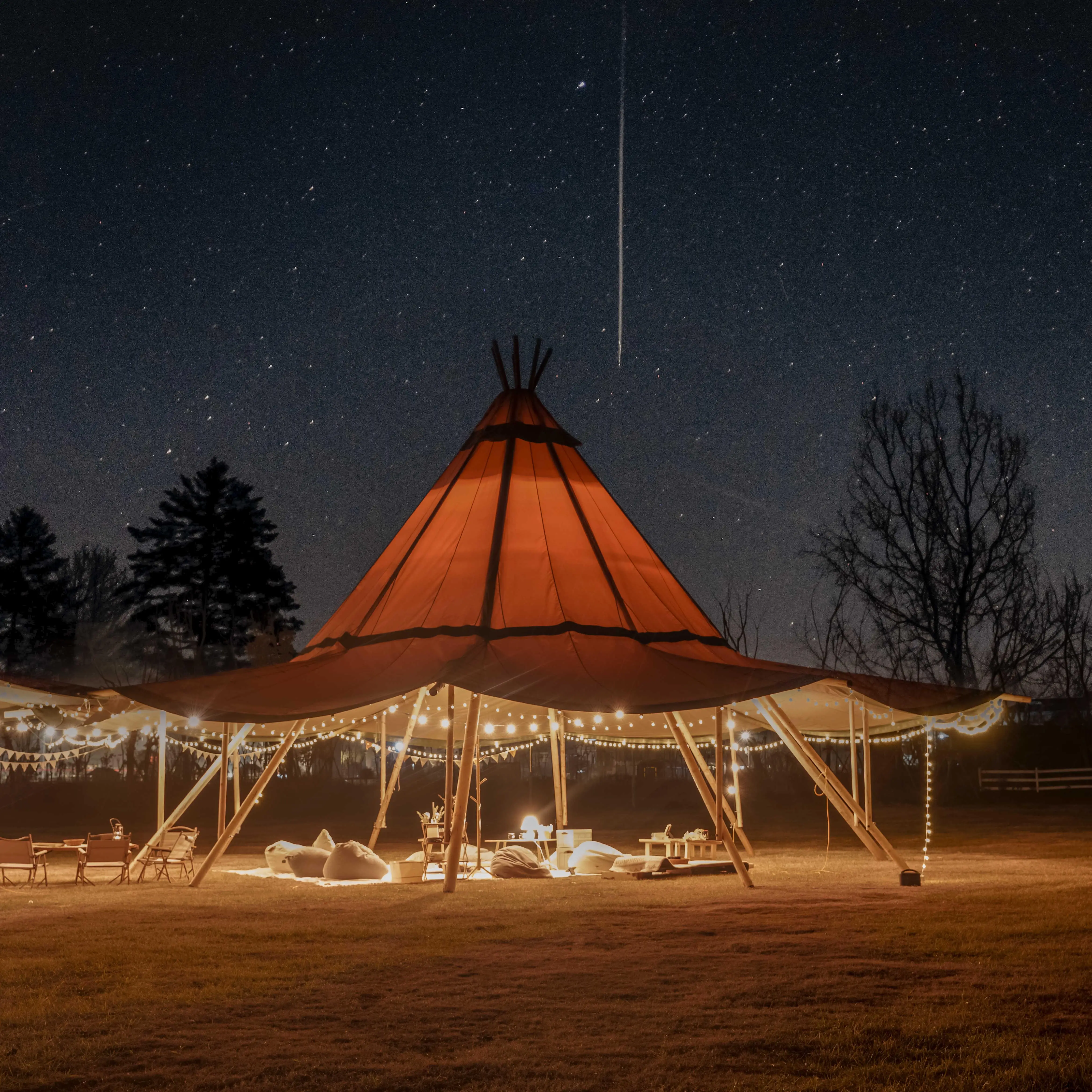 Hochwertige Poly Baumwolle Leinwand Holzrahmen Glamping Riesen Tipi Zelt Hochzeit Event Outdoor Camping Zelte