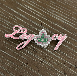 Broche personnalisée en émail vert rose pour femmes noires sororité Alpha Legacy perle bijoux pour fête de mariage et réunion - Product Image 2