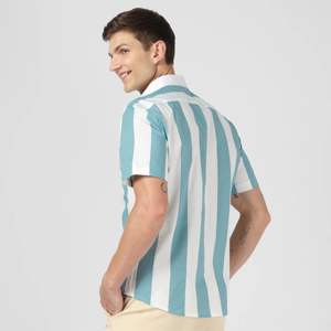 Chemise de plage à fleurs hawaïennes pour hommes-Tissu à séchage rapide, idéal pour les événements au bord de la piscine et les escapades tropicales - Product Image 4