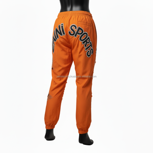 Premium 220GSM Hombres Pantalón cortavientos Durable Ripstop Tela Moda Diseño desgastado Naranja Sombra Elástico lavado pantalones de hombre - Product Image 4