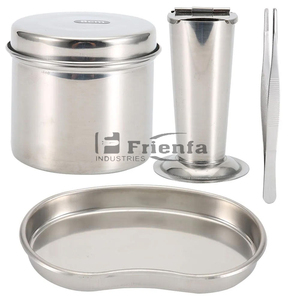 Lámpara Médica Manual Reutilizable con Calibrador de Pupilas y Regla de Acero Inoxidable de Alta Calidad para Uso en Cirugía General con Certificación CE - Product Image 3