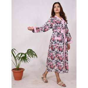 Bata tipo kimono de satén modal para mujer, diseño de impresión digital, ropa de dormir de lujo suave, bata ligera para salón y dormir - Product Image 3