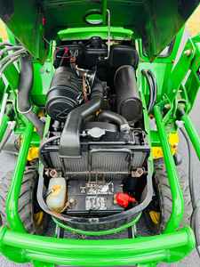 Cortadora de Césped Industrial Johny Deere X940 de 2 Tiempos con Historial de Mantenimiento Completo Disponible - Product Image 5