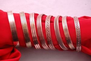 Brazaletes de cobre puro de Venta caliente con 6 imanes Brazaletes de latón versátiles para ocasiones de regalo - Product Image 3