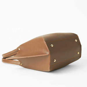 Sacs à main en cuir véritable à épaule avec logo personnalisé de qualité supérieure vente en gros à bas prix sacs à main pour dames de style décontracté - Product Image 6