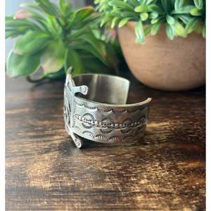 Emerson Kinsel Sterling <b>Silver</b> Horse-Themed Fashion <b>Cuff</b> <b>Bracelet</b> - Product Image 5