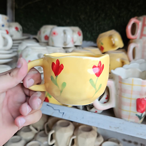 Tasse en céramique imprimée de fleurs 300 ml grande capacité tasse à café de bureau à domicile tasse tendance pour les filles tasses en céramique en gros - Product Image 1