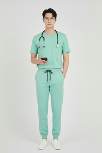 Juego de uniformes médicos atractivos unisex de fácil cuidado con cuello en V, etiquetas personalizadas, uniforme de hospital con bolsillos hechos en Vietnam - Product Image 3