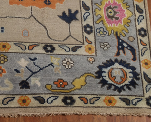 พรมขนสัตว์ผสมไหม งานแฮนด์เมด ลายดอกไม้แบบนามธรรม สำหรับตกแต่งบ้าน ห้องนอน หรือพื้นที่สวดมนต์ - Product Image 5