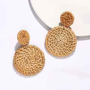Pendientes de aro geométricos de ratán de estilo bohemio Simple ecológico de verano de Vietnam, moda ligera para mujer para regalos - Product Image 2