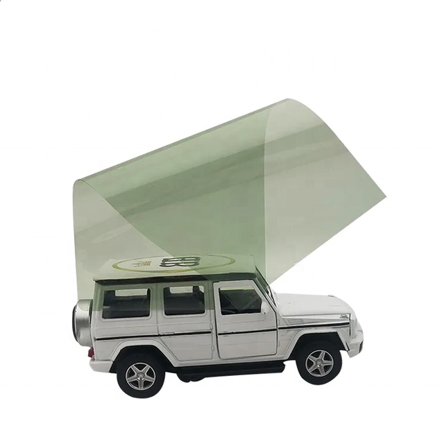 Wholesale Free Sample Green Nano Ceramic Car Window Tint Film UVR400% High Heat Insulation Privacy 1.52*30m UR70100